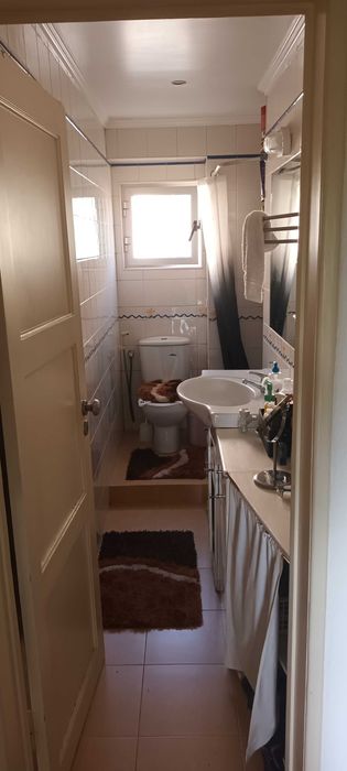 Vende-se apartamento T3 com 60m Beato, Lisboa
