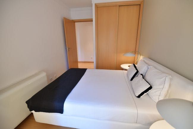 Arrendamento de apartamento T3, Avenida Dom João II, Parque das Nações