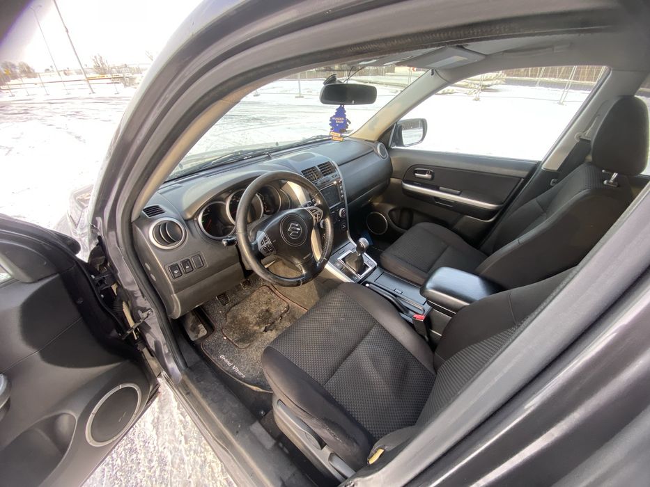 Suzuki Grand Vitara 2.4B 2011rok