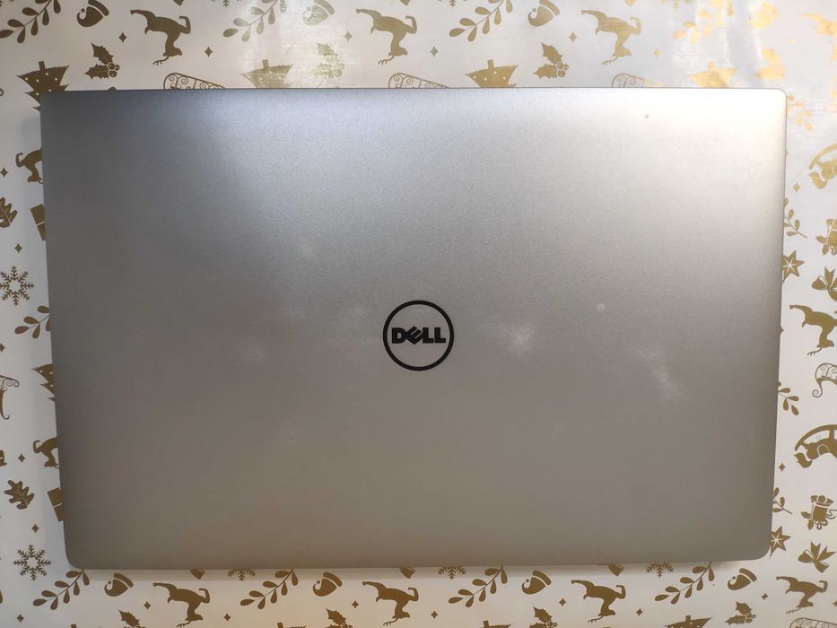 Dell XPS 15 9550 15.6" 4k i7-6700HQ 960m 16ram 256ssd