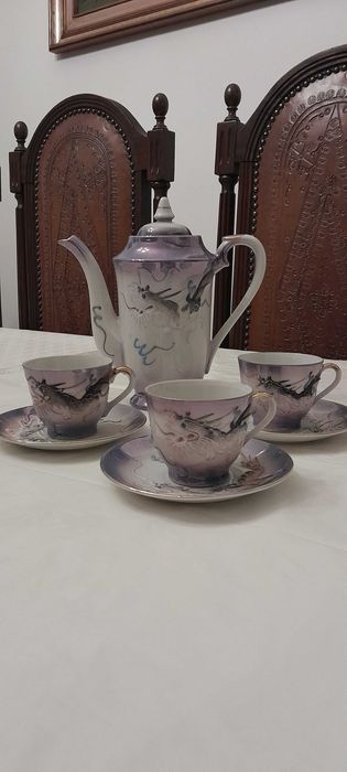 Bule e Chávenas Porcelana Japonesa