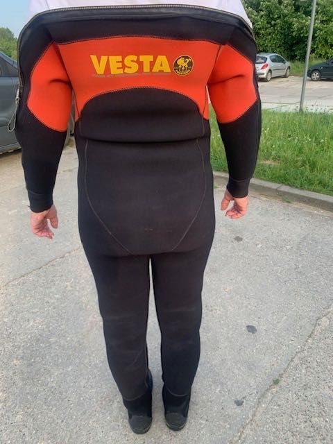 Skafander  suchy damski 154-162 cm POSEIDON VESTA S 7,5mm but 38