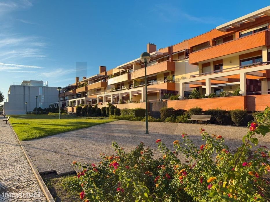 Arrendamento T3 Parque dos Poetas Oeiras