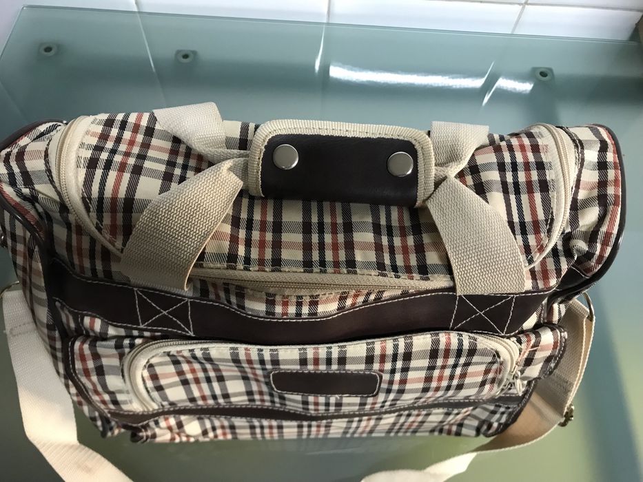 Saco de mão e tiracolo Avon