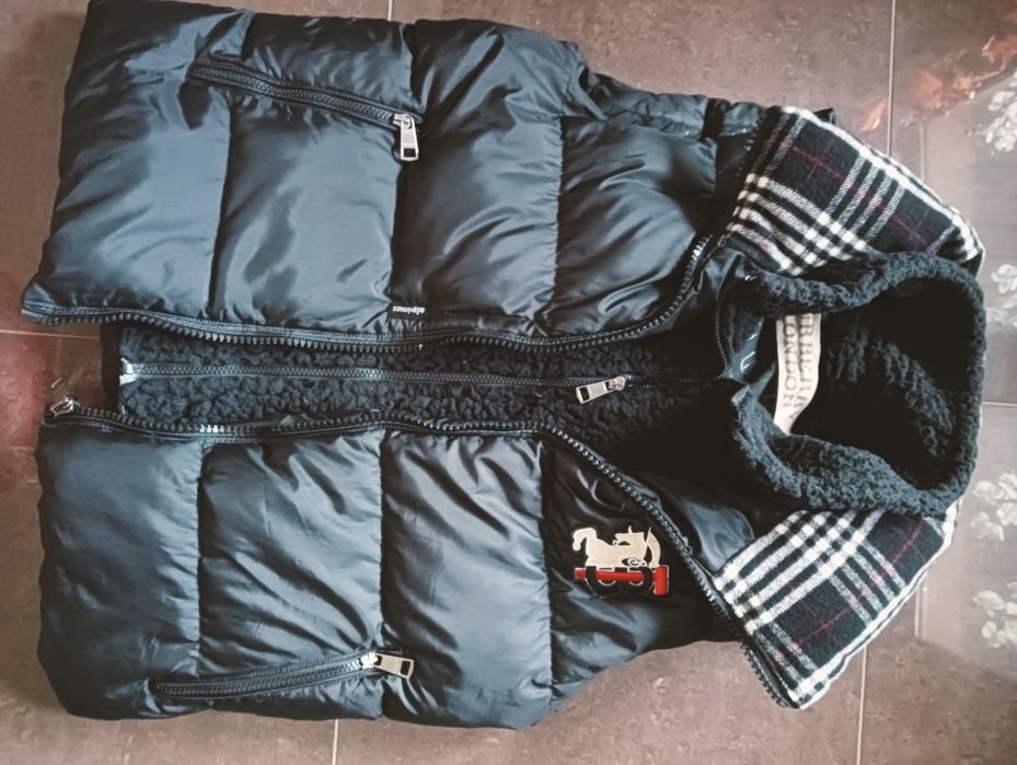 Bezrękawnik  Burberry London  roz S pasuję na M