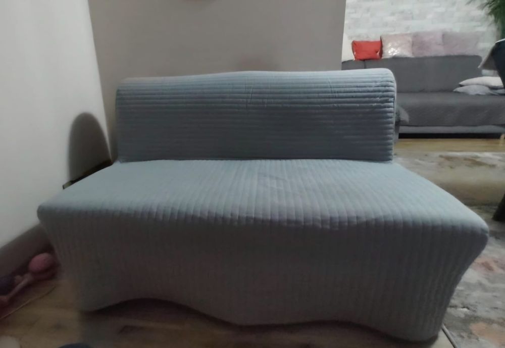 IKEA Sofa 2-osobowa, rozkładana LYCKSELE LÖVÅS