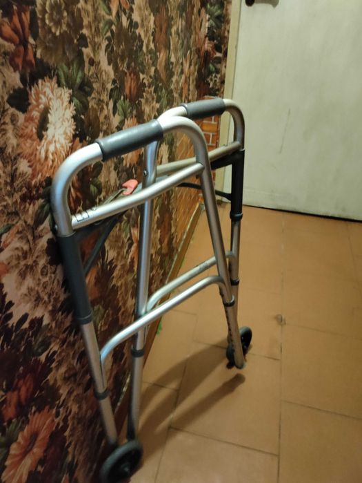 Ходунки в хорошому стані