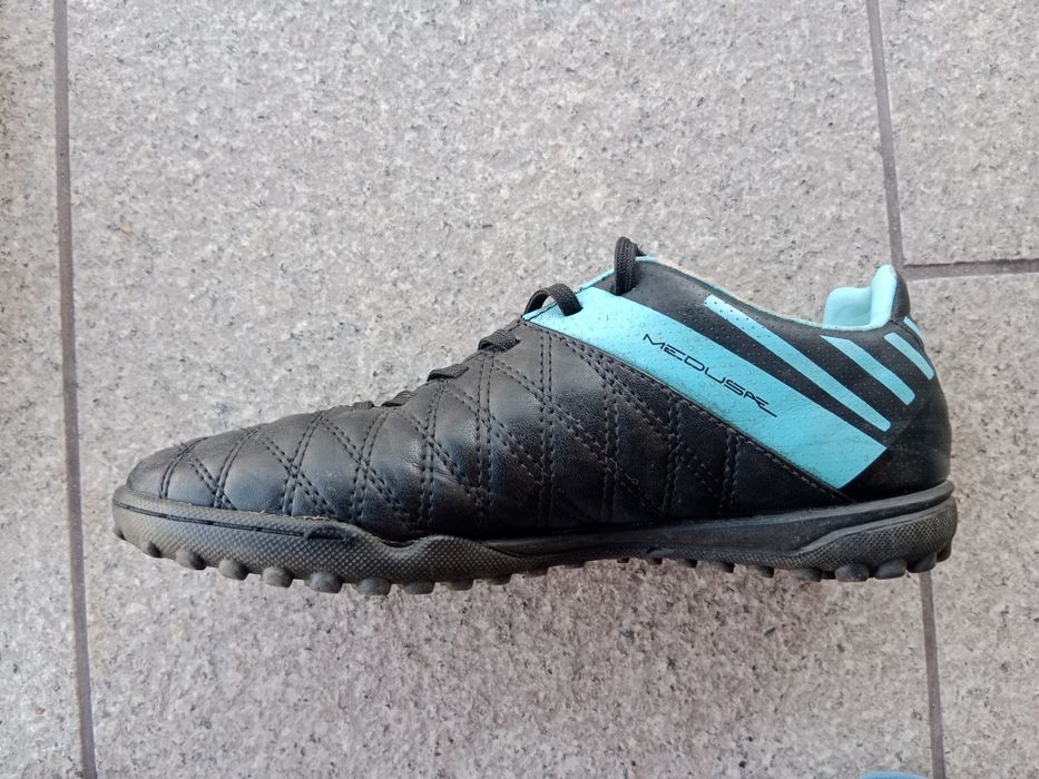 Turfy marki Umbro 38