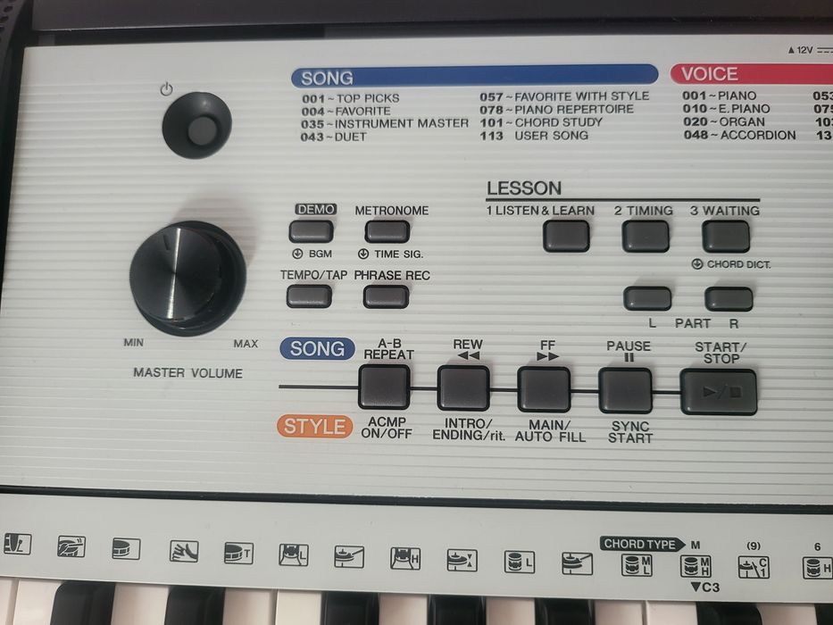 Teclado de iniciação Yamaha YPT-260