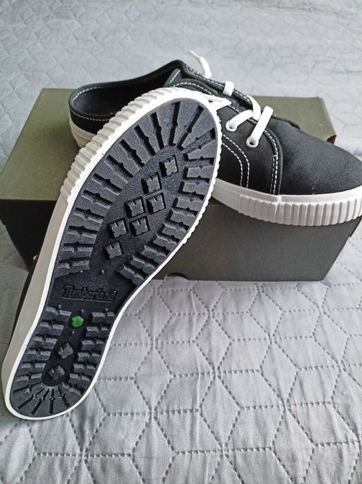 Timberland, нові текстильні мюлі. US 8,5
