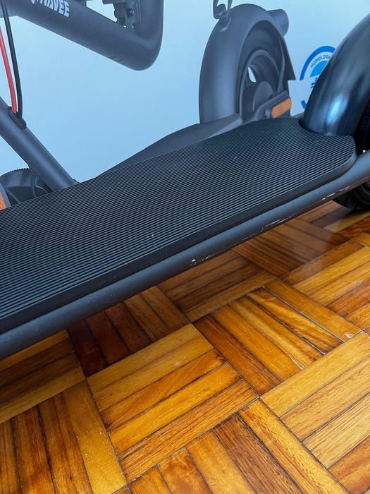 Trotinete Elétrica Navee V25 – 25 km de autonomia, 25 km/h, App e Manual