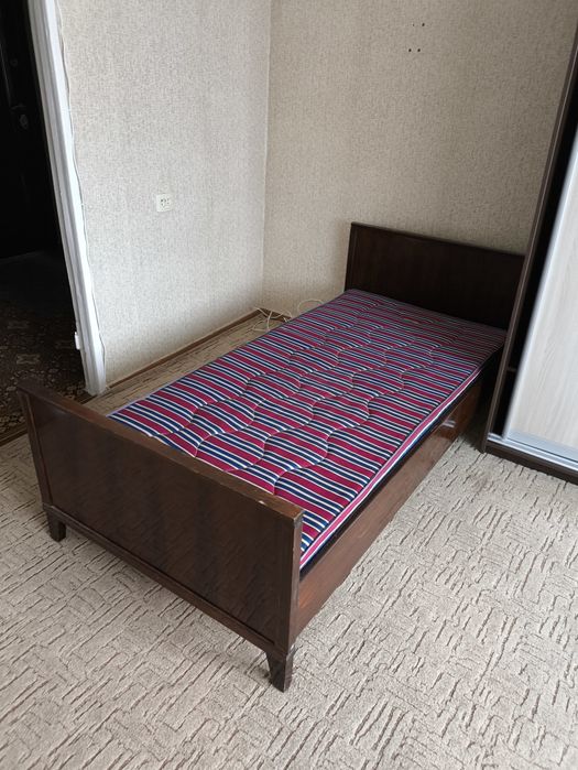 Ліжко і матрац Канів кровать