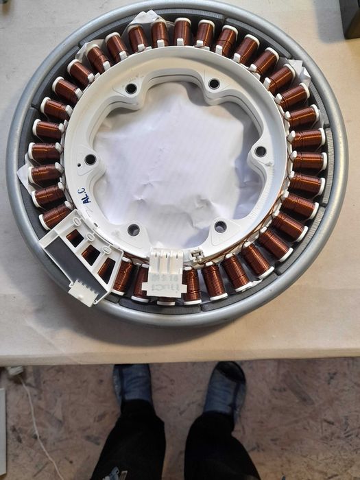 Інверторний двігатель стіральної машини LG