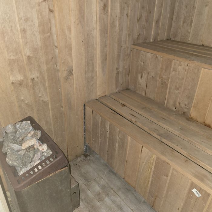 Баня, сауна, готель