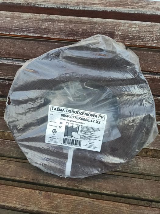 Taśma ogrodzeniowa brązowa 400mb