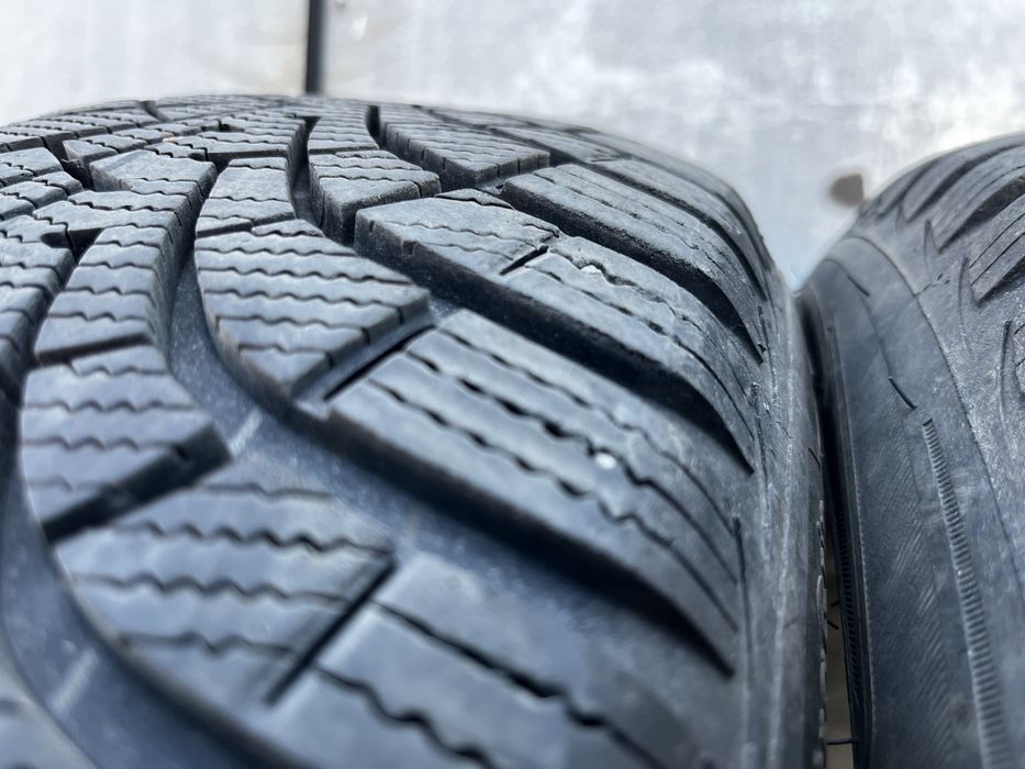 Продам зимові гарні шини GoodYear 205/55 R16