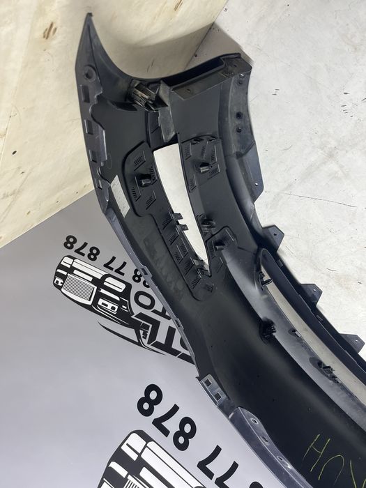 Передній бампер Tesla Model 3