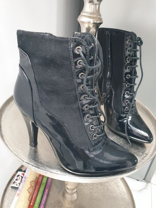 Botki dziewczęce 39 lakierowane czarne