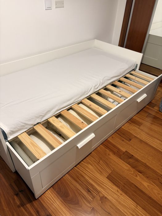 Cama Brimnes IKEA