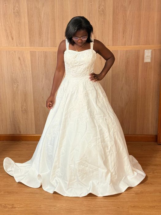 Aluguer de vestido de Noiva