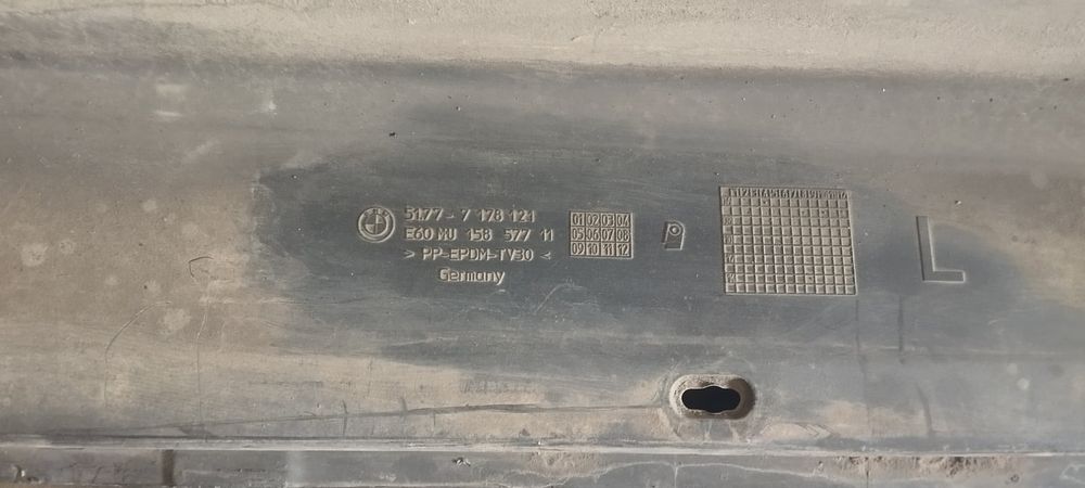 Embaladeira Esquerda BMW 5 - 51777178121