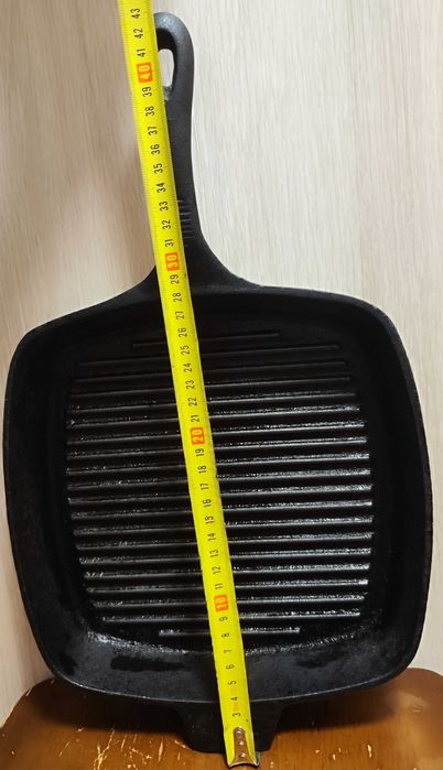 Тяжёлая чугунная сковорода гриль Gipfel 26