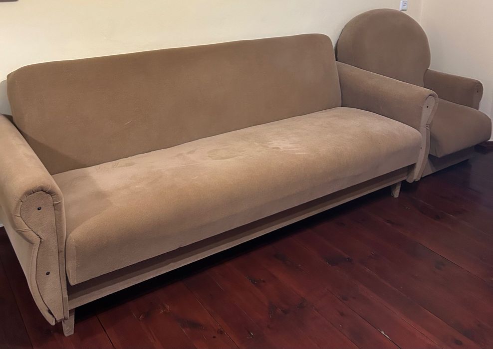 Диван та два крісла