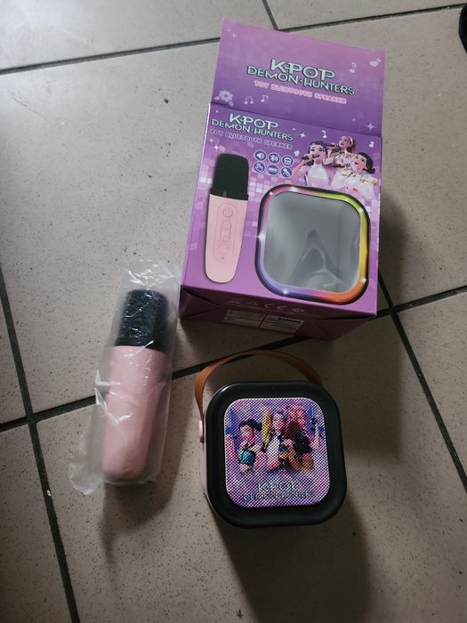 KPOP Demon Hunters Karaoke Bluetooth – Głośnik + Mikrofon Bezprzewodowy