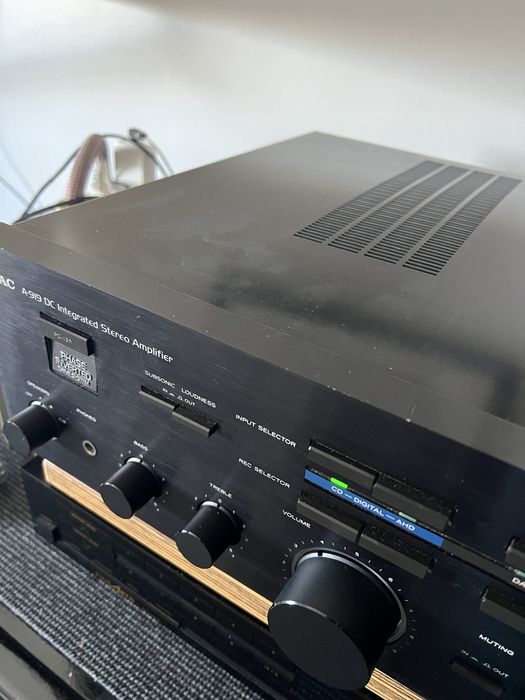 Amplicador TEAC A919 DC