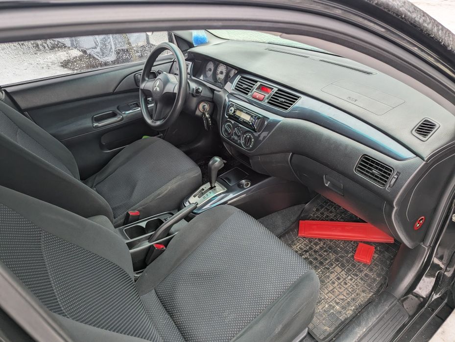 Mitsubishi lancer 9 1.6 після ДТП