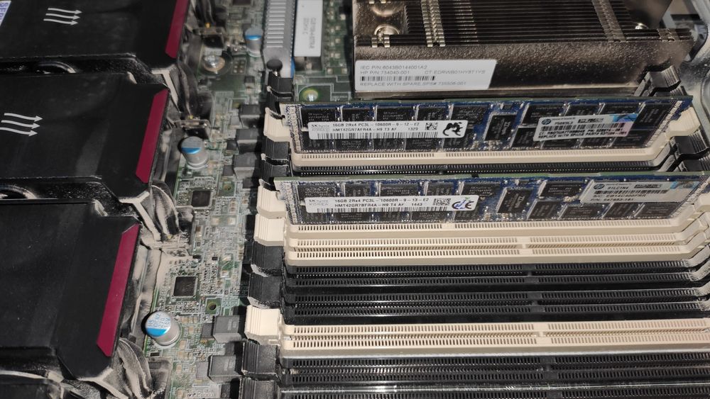 Сервер HP ProLiant DL360p Gen8 (10 SFF)