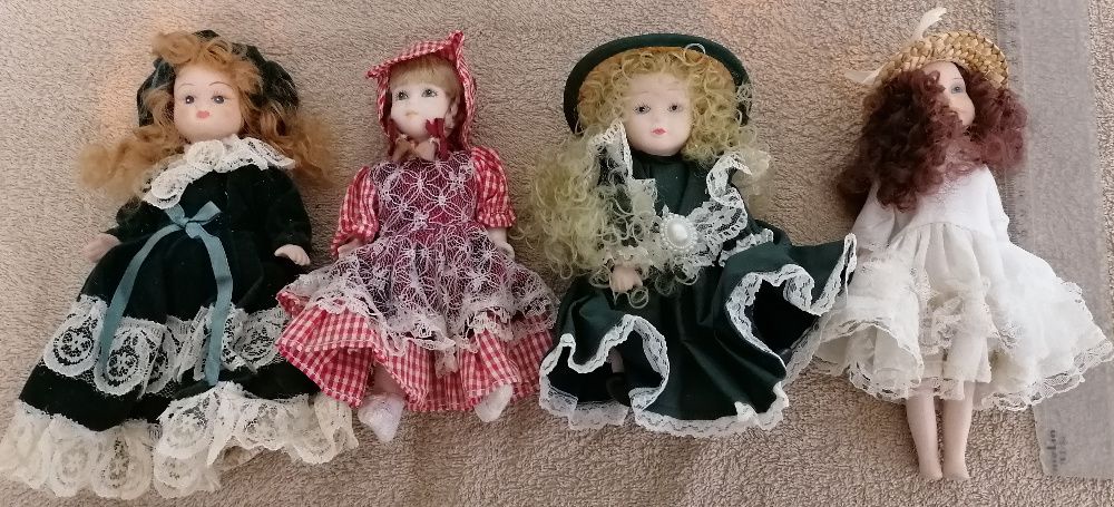 Bonequinhas de porcelana (4 un)