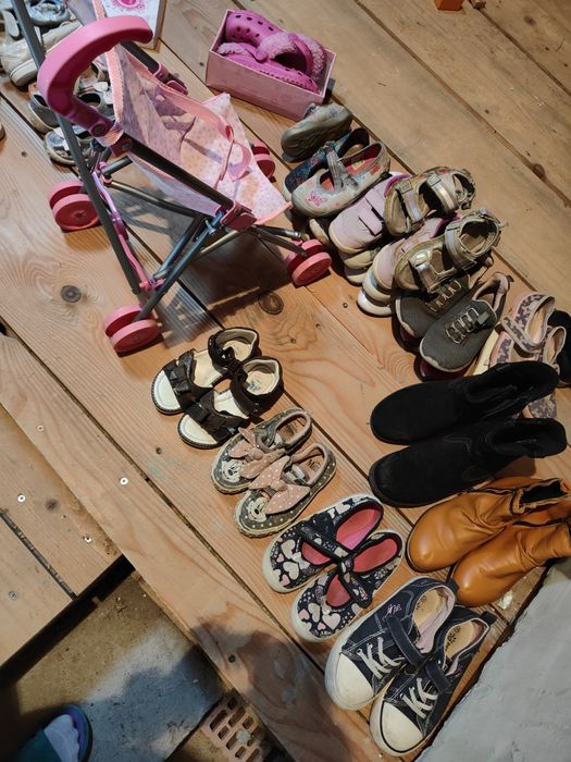 Buty zabawki pluszaki ubrania dla Pani Pauliny