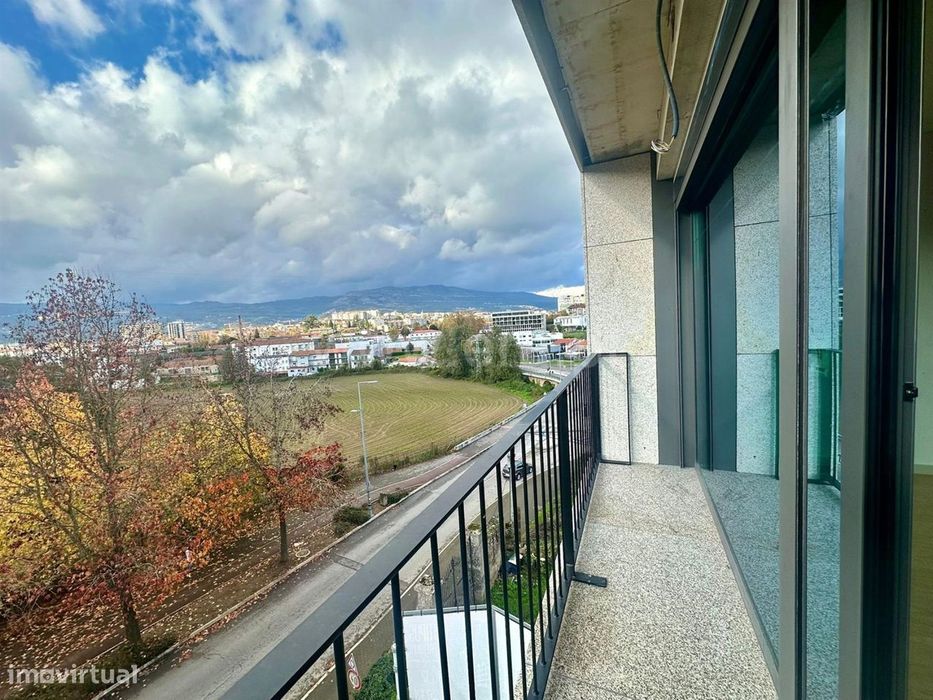 Apartamento T1 com Terraço Edifício do CAMPUS junto à entrada da UTAD