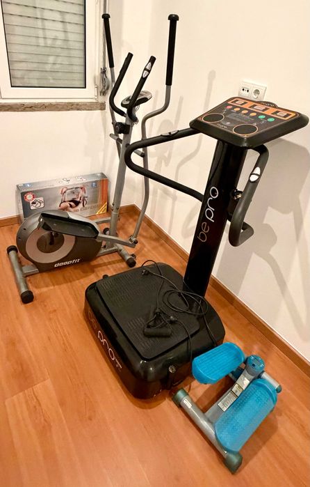 Máquinas exercícios físico