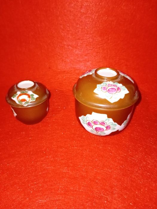 VISTA ALEGRE  - 2 Potes copia coleção do  museu arre antiga