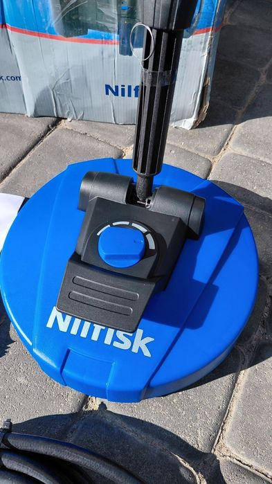 Безщіткова мийка високого тиску Nilfisk c130.1