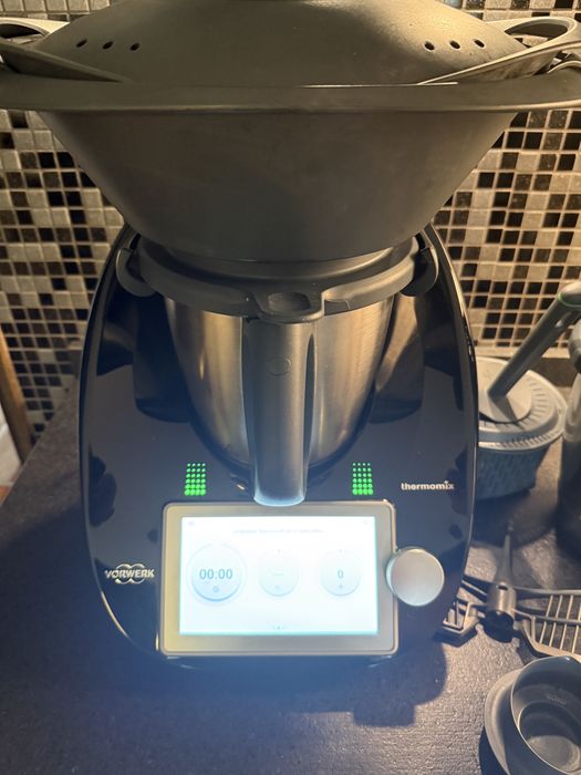 Thermomix TM6 Black Edition. 2 naczynia