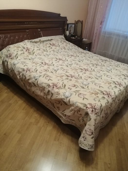 Покрывало на кровать гобеленовое