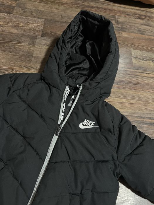 Дитяча куртка 6-7 років