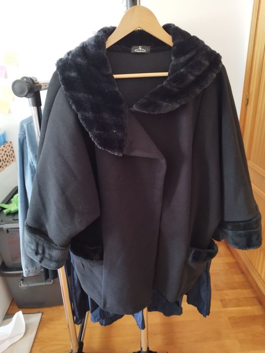 Casaco Preto Senhora Oversize