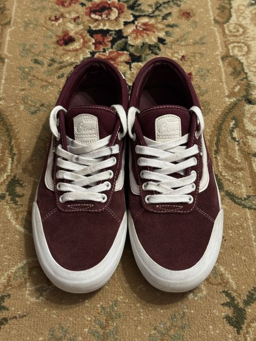 Vans pro-Chima.