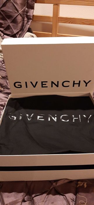 Buty Givenchy  skóra orginał roz 40 .