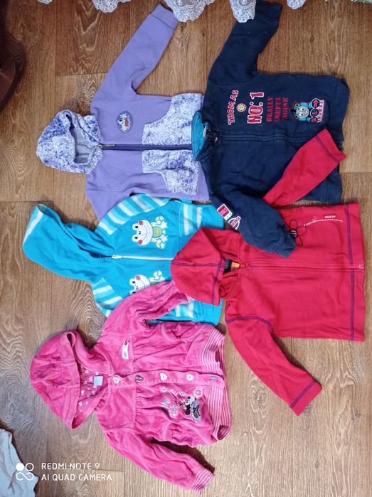 Кофты, футболки, вышиванка для девочек 25 штук