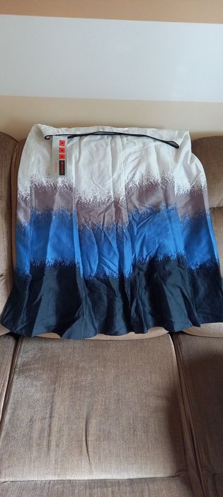 Spódnice każda po 20 zl