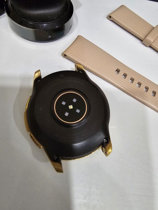 Смарт-годинник Samsung Galaxy Watch 42mm Rose Gold