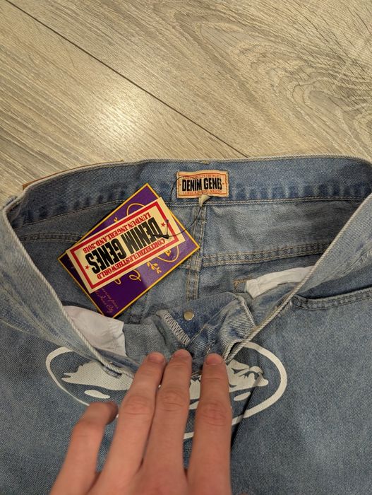 Джинсові шорти Corteiz S M L