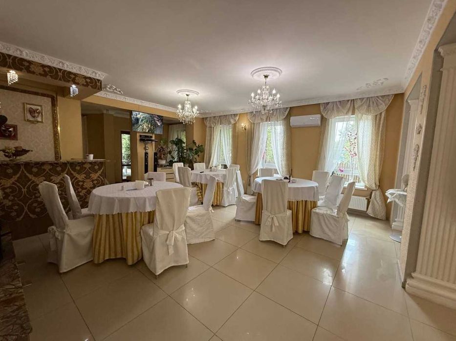 Продаж діючого готелю 900м². Ресторан. Б'юті-послуги. Центр.ID:721