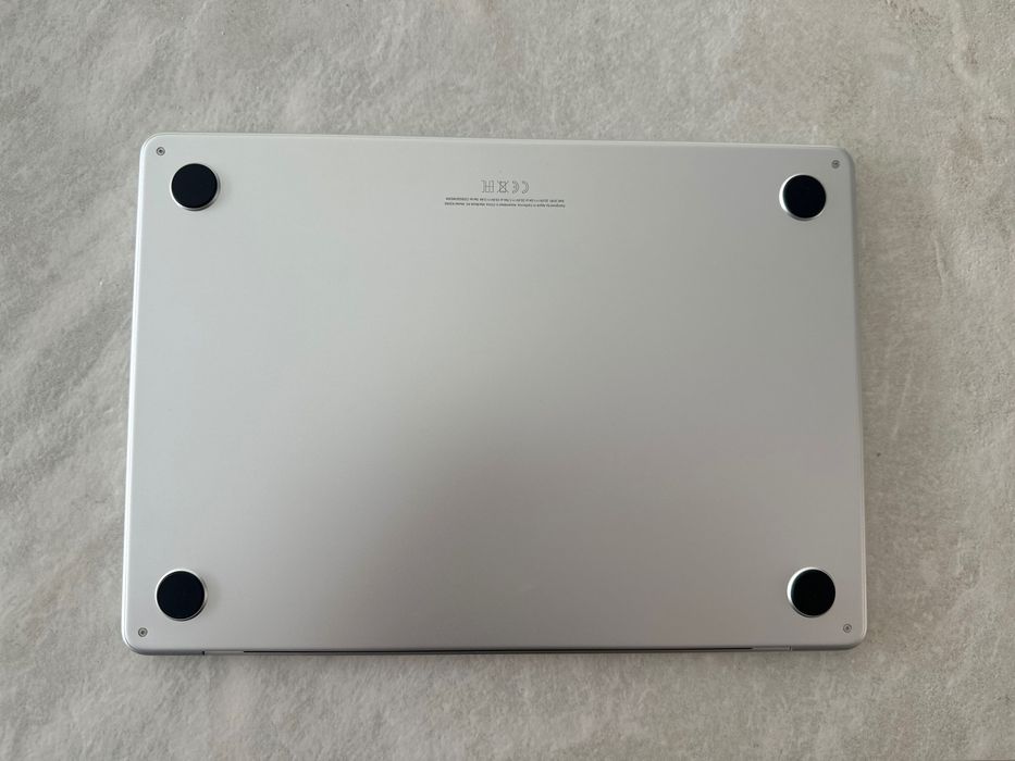 Apple Macbook Air M4 - 16GB - 512GB - Novo