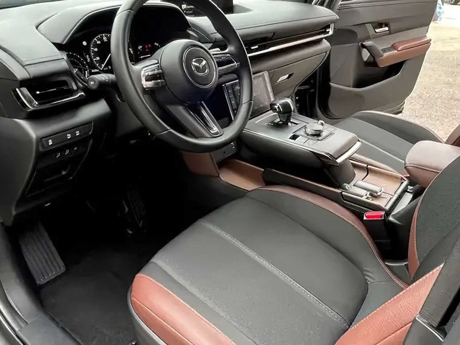 Mazda MX-30      2022